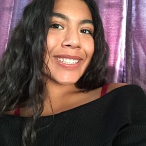 Meet your Posher, Elena